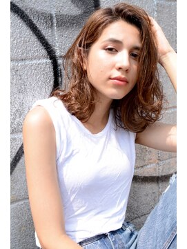 ミラバイグリーン(Mira by green) loose wave×layer style