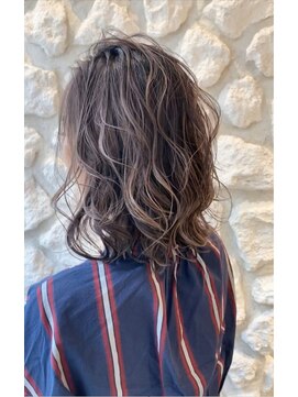 モアナ バイ ヘッドライト 沖縄豊見城店(Moana by HEADLIGHT) ハイライト#デザインカラー#アッシュ#大人かわいい