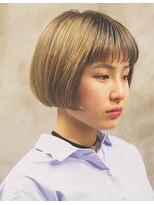 ニイ(nii.)&nbsp;niiカット×ハイトーンベージュアッシュ