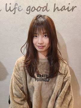 アマラス(Amorous) ロングレイヤースタイル