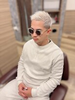 銀座マツナガ 神田店&nbsp;ホワイトスパイキーショートヘアスタイル刈り上げ短髪メンズ