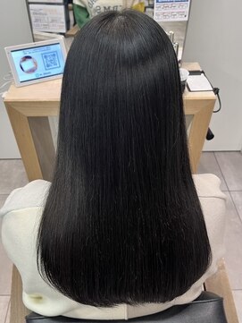 ラック 本厚木店(LUCK) 暗染め/ダークアッシュ/イルミナ/髪質改善トリートメント