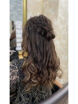 ブリックヘアー(BLICK Hair)&nbsp;耳隠しハーフアップ