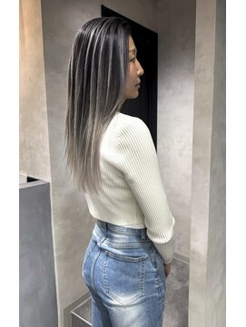 アコ(Aco) ★フェミニンテイストのエアタッチバレイヤージュ★