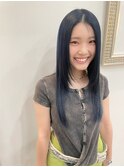 ブルーブラック×うぶ毛バング