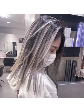 キング(K!ng) 縮毛矯正髪質改善ハイライトレイヤーカット枚方美容室エクステ