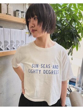 ウーフ(U-fu) ボブ×レイヤー 切りっぱなし外ハネ