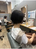 軽めショートボブ