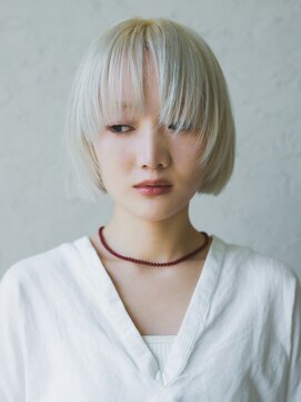 テン 栄店(tenn) 切りっぱなしボブ　抜きっぱなしブロンド