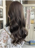 【柔らかスモーキーベージュ♪】ツヤツヤゆるふわ巻き☆