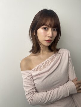 イル 天神西通り店(ill) 20代30代ボブ/ミディアムレイヤー／グレージュ/透明感/天神/大名