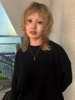 ノラ シンディ(NORA CYNDY) ローライト ケアブリーチ デザインカラー ベージ ハッシュカット