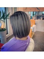 ヘアーデザイン ピニック(hair design P2C)&nbsp;ハイトーンカラー　グレージュカラー