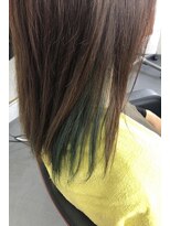 マドゥーズ ヘアショップ(Madoo's hair shop)&nbsp;インナーカラーグリーン