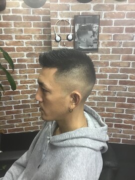 ヘアースタジオアルファ フェードカット