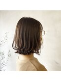 透明感ベージュとレイヤーボブ