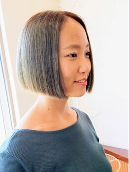 ヘアブース ドール(Hair Booth. DOLL)の写真/【縮毛矯正+カット+贅沢トリートメント¥17000→¥14300】汗ばむ季節は縮毛矯正の施術でストレスフリーに！