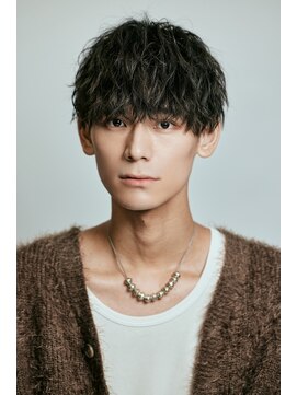 ツイストスパイラルパーマ緩めウェーブマッシュ