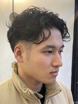 カムジーヘッドカミノウラ(COMEGHEAD KAMINOURA)&nbsp;波巻きスパイラルパーマツイストスパイラルパーマセンターパート