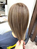 リングバイモアムー(Ring by Moremuu)&nbsp;issy ハイライトカラー