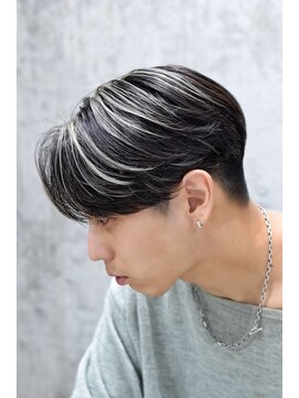 メンズオルズ 渋谷(MEN'S ALLZ) 刈り上げセンターパートホワイトハイライトカラーフェザーパーマ