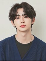 ヴェイン 渋谷(vain)&nbsp;黒髪　センターパート　パーマ