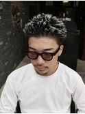 テーパーフェード/スパイキーショート/ホワイトブロンド