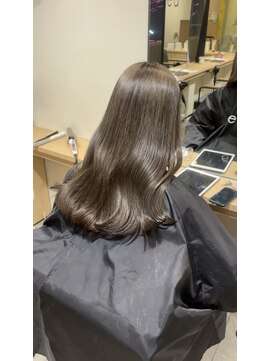 レア 渋谷(Le'a) オリーブグレージュ