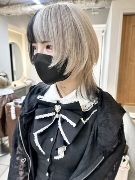 テトラ バイ ネオリーブ 横浜西口店(tetra by neolive) ウルフカットデザインカラーホワイトベージュ横浜