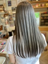 ヘア メイク ココ(hair make coco)&nbsp;黄色味を抑えたカーキグレージュに♪♪