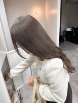 シアバイルーシー(SIA by LUCEY)&nbsp;暖色カラーブリーチなしピンクボルドーカラーレイヤーカット赤髪