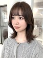 アリュウル 表参道 青山(Allure) ミディアムレングスの【韓国くびれヘア】もかわいいです。