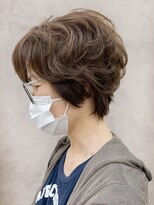 アンカラン(un Calin)&nbsp;20代30代小顔ひし形デジタルパーマショートカットレイヤー