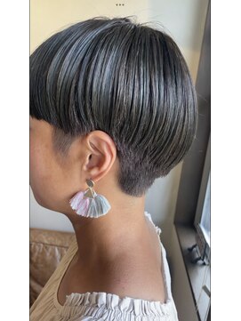 ストーク(stoked) 刈り上げマッシュショート