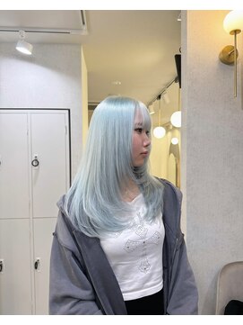 アンク クロス 新宿店(ANKHCROSS) ペールブルー×レイヤーカット @kasumistgram アンククロス新宿