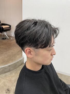 モエバイアリア(Moe by aria) ショートセンターパート