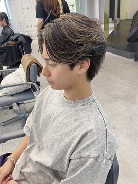 ユーフォリア 渋谷グランデ(Euphoria SHIBUYA GRANDE) ハイライト グレージュ センターパート