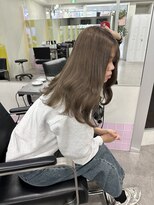 ティント 梅田(Tint)&nbsp;【Ryota】ミルクティーグレージュ《大阪梅田駅》