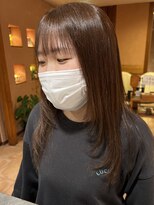 アルファサリダ(ALPHA SALIDA) レイヤーでお顔周りオシャレスッキリ！