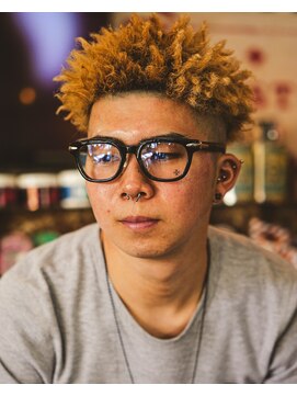 リットインダハウス(LIT INDA HOUSE) ブリーチスパイキーアフロ