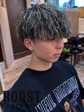 ルースト 渋谷店(ROOST) ツイスパ ハイライト