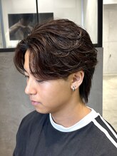 ニアバイスイ(Nia By SUI) 綿貫航太◎ニュアンスパーマ/フェザーパーマ/センターパート/柏