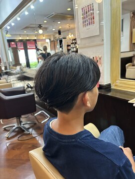 シャンプーボーイアネックス(SHAMPOO BOY Annex) フェザーパーマ　センターパート　佐世保