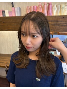 フレア 西口店(FLEAR) Olive beige color×low layer cut