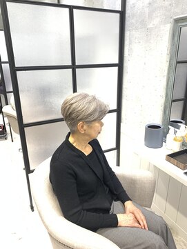 イーズ バイ インス(Yeeee.s by INCE) 白髪ぼかし/白髪改善カラー/ショート/透明感カラー/脱白髪染め