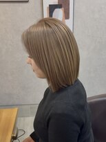 ノット(KNOT.)&nbsp;1ブリーチで作る透明感ミルクティーベージュ/ボブ