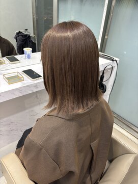 ジーナエス 札幌(Zina S) グレージュブラウン