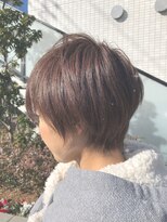 大人カッコいいショートボブ