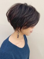 アヴァロン(AVALON)&nbsp;30.40代にオススメ！くびれショート×ボタニカルデジパ