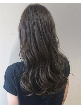 セルカ 高田馬場(CERCA) 【CERCA 高田馬場】外国人風アッシュグレージュ×ハイライト